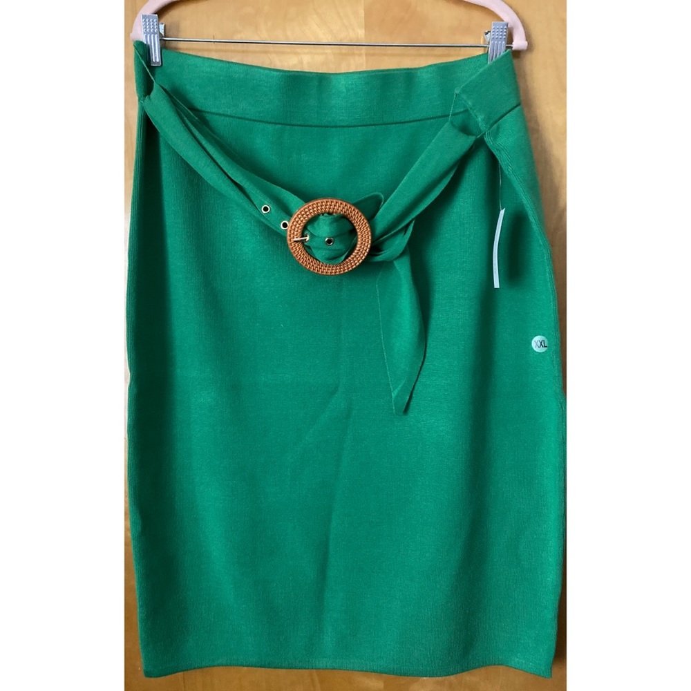 NWT NEW YORK & Co. Green Apple Sweater Skirt
